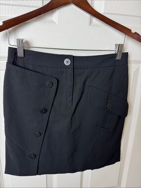 BURBERRY LONDON Black Wool Mini Skirt Made in Italy Button Detail Zip Front Sz 6